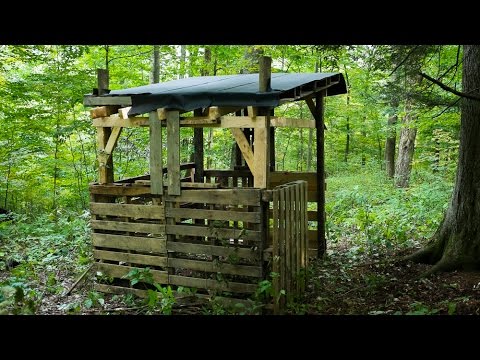 Building A Deer Blind Using Pallets